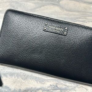 Kate spade zip around wallet